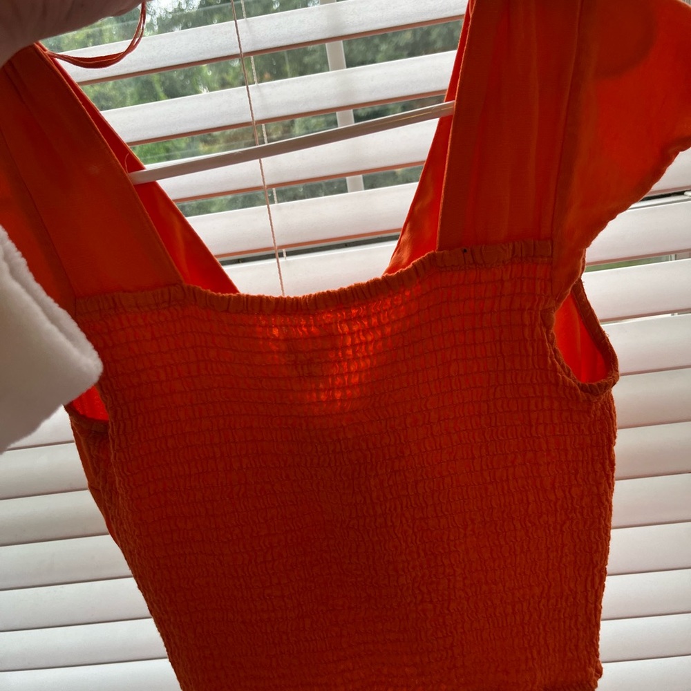 BRIGHT ORANGE TOP - Picture 3 of 3